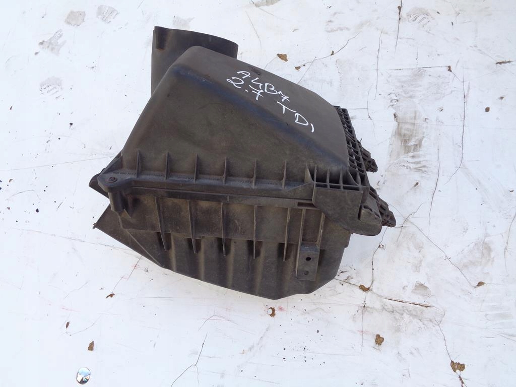 фото №1, Корпус фільтра повітря audi a4 b7 2.7 tdi
