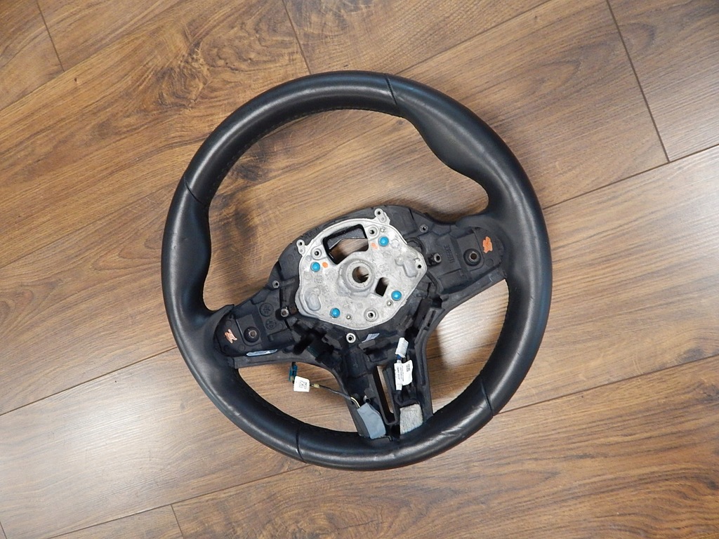 фото №5, Bmw g01 g11 g12 g30 - повітропровід m-pak pod пелюстки перемикання