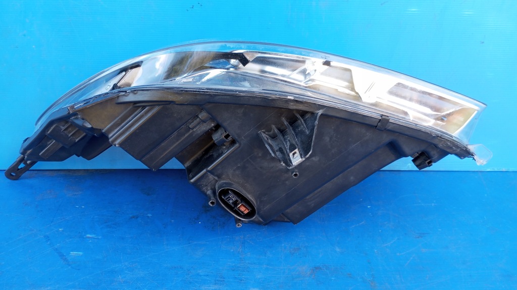 Лампа правий перед eu ксенон 13226793 opel insignia a Доставка