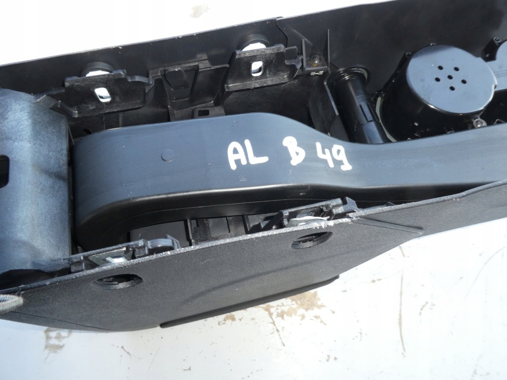 фото №9, Туннель средний подлокотник vw tiguan 5n0862535