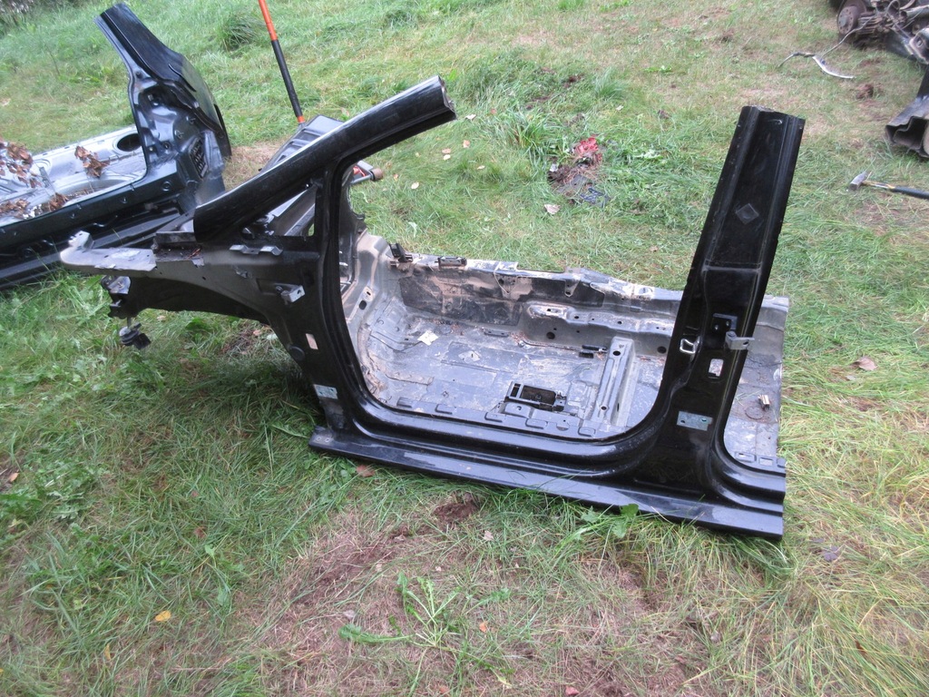 фото №1, Поріг блок двигуна чверть ліва перед leon ii 06-