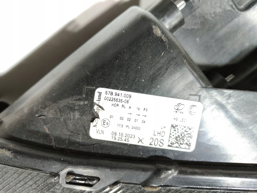 фото №6, Skoda karoq lift лампа левый перед 57b941009