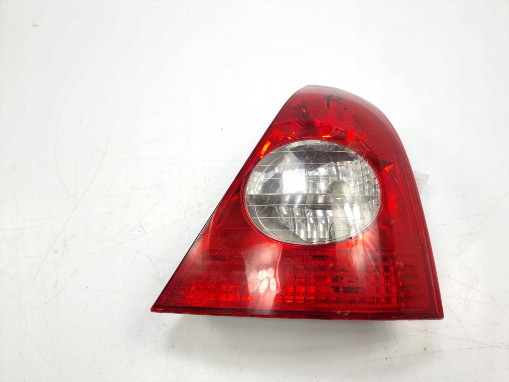Купить Лампа правая задняя 8200071414 renault clio ii