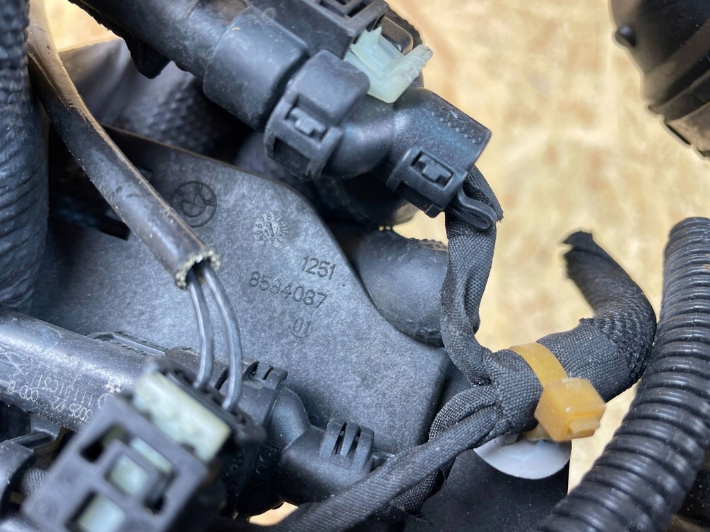 фото №10, Впуск труба шланг резонатор повітря bmw g11 g12 g30 g31 8571705