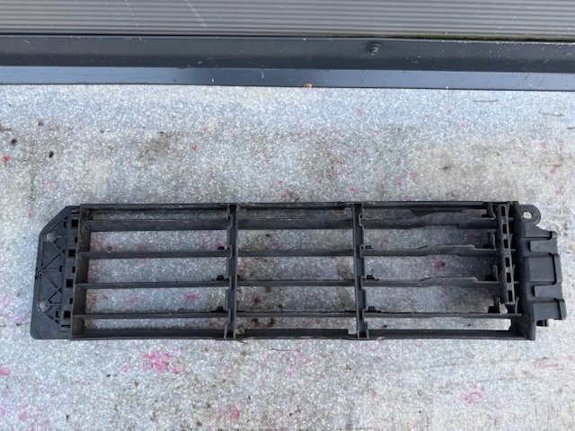 фото №1, Оригінальний номер renault жалюзі радіатора з двигуном clio v captur ii 214f68290r