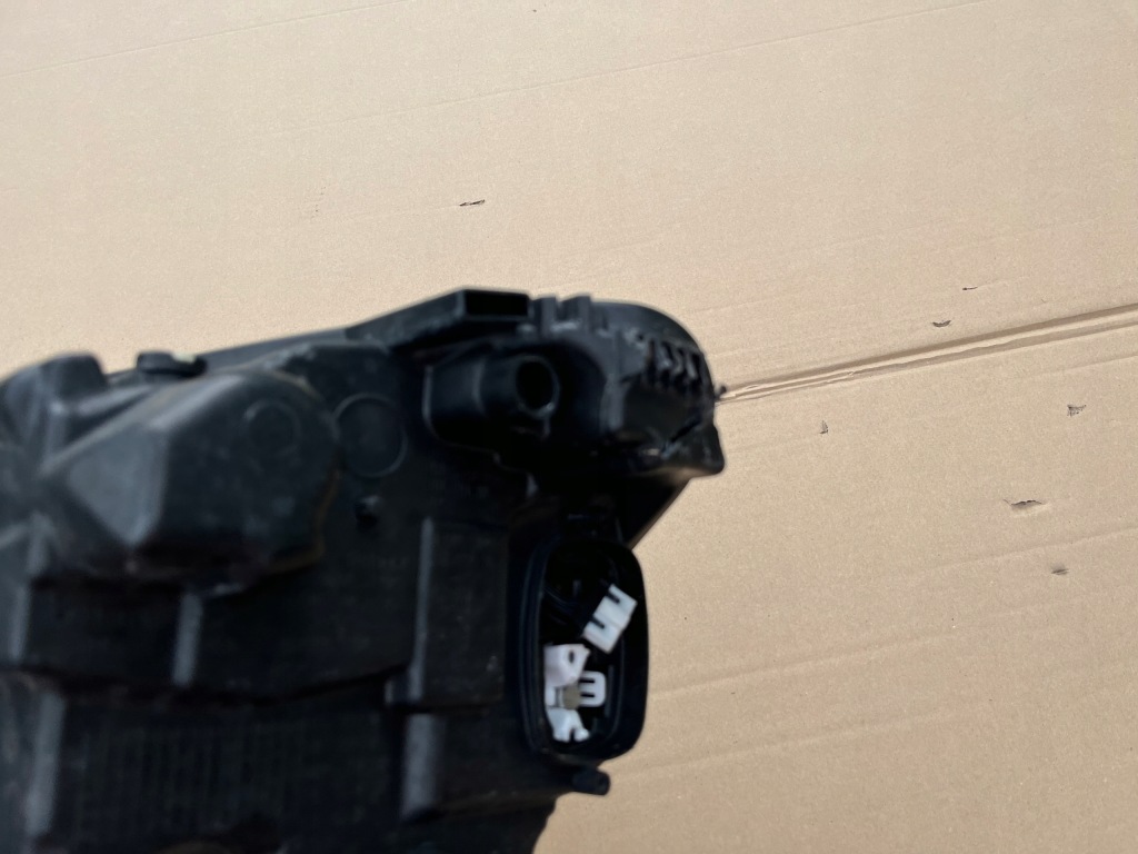 Фара правый  европа  ford kuga mk3 3 full led 2020 - 2023 . с Разборки