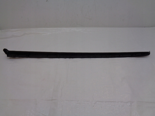 фото №8, Peugeot 3008 ii молдинг декоративная стекло лобовое правая 9810111980