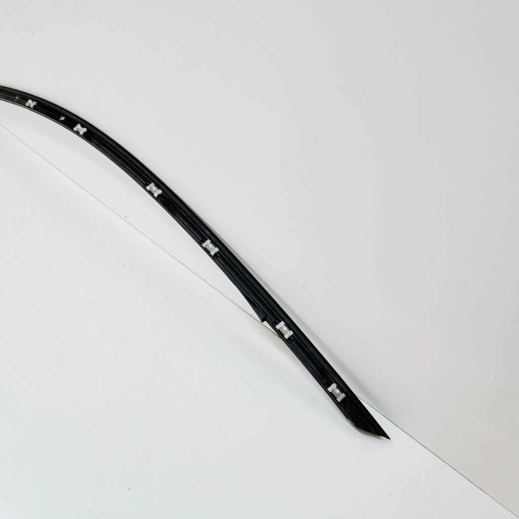 фото №5, Bmw 4 f32 f33 2014 левая сторона молдинг / прокладка стекло дверь