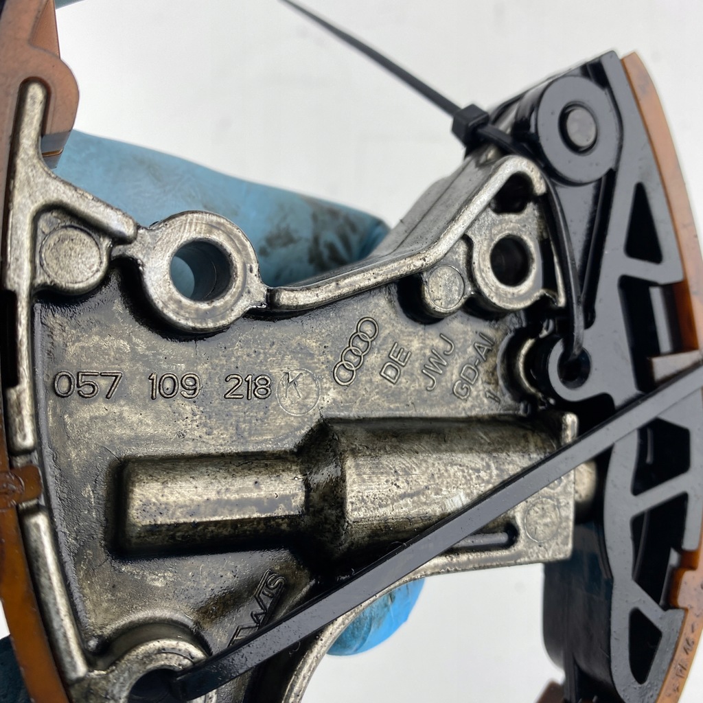 фото №7, Натягувач ланцюга audi a5 a6 a8 q5 q7 vw phaeton touareg v6 2.7 3.0 4.0 tdi