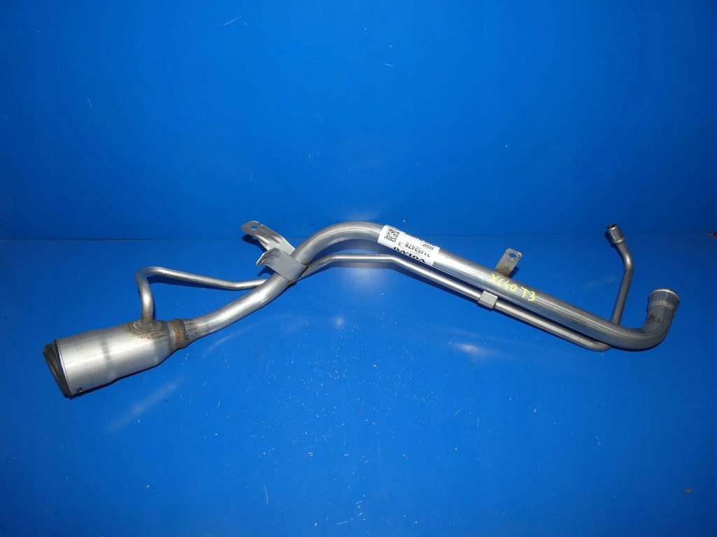 фото №1, Volvo xc40 труба заливної пального заливна горловина