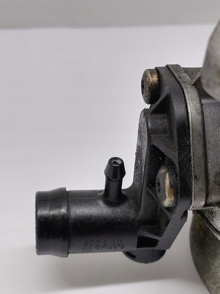 фото №4, Насос вакууму вакуум renault clio 1.5 dci