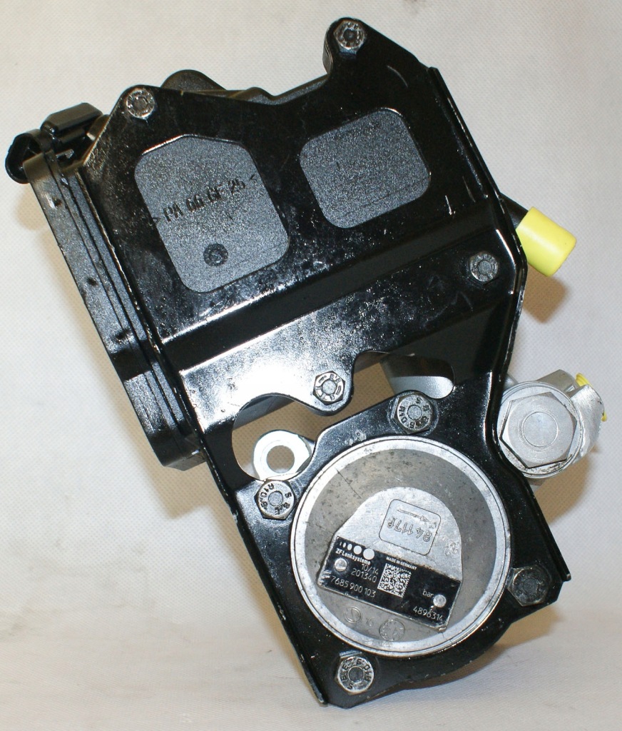 Насос усилителя iveco iveco 7685900103 в Украине