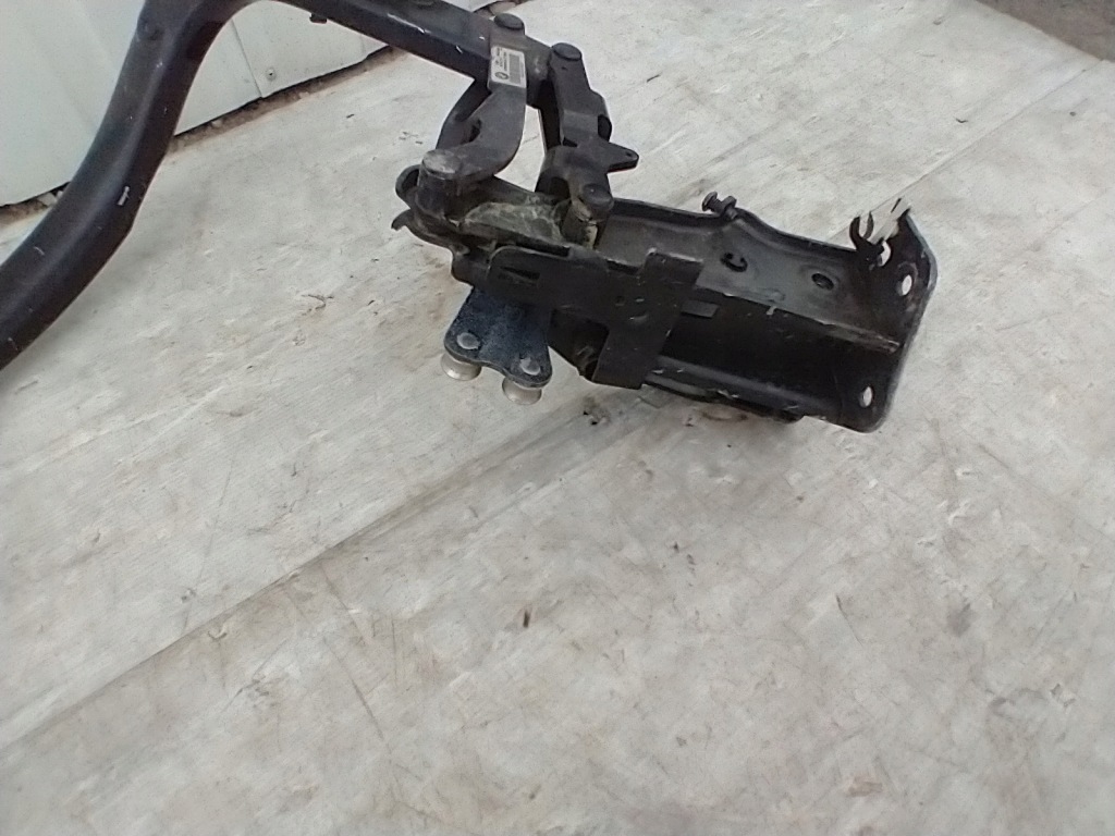 фото №12, Bmw 3 e93 cabrio петля механізм дах правий 200400095