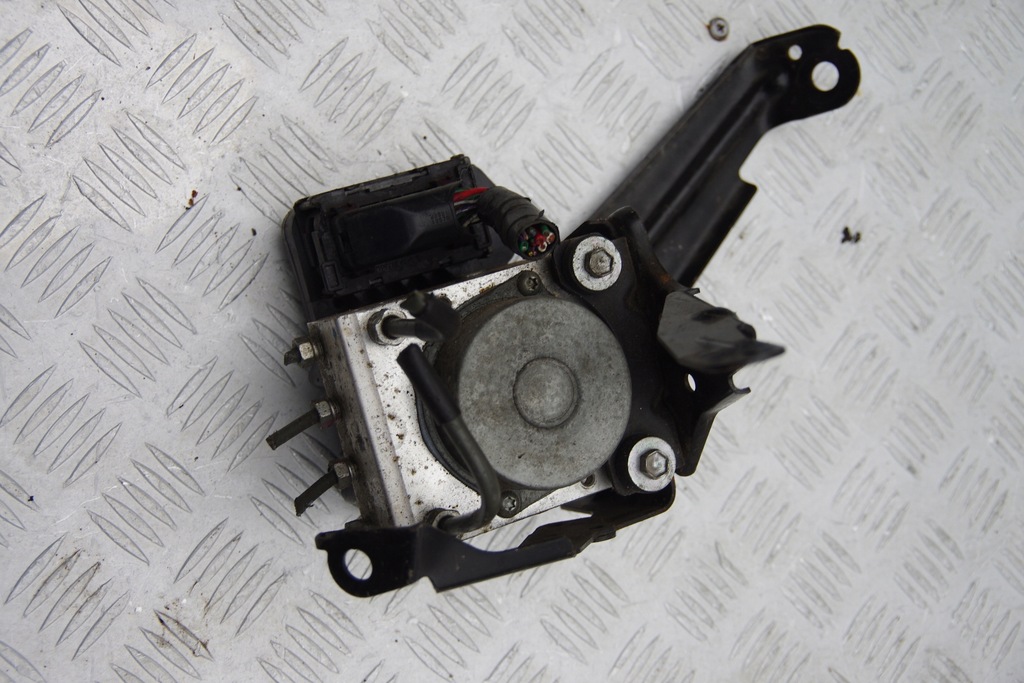 фото №8, Насос блок управления abs esp toyota iq 44540-74021 89541-74021 116040-30031