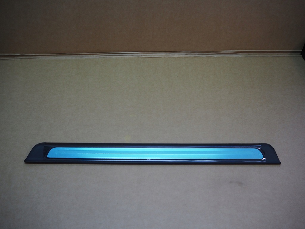 фото №1, Audi tt 8s молдинг порог левая 8s0853491b