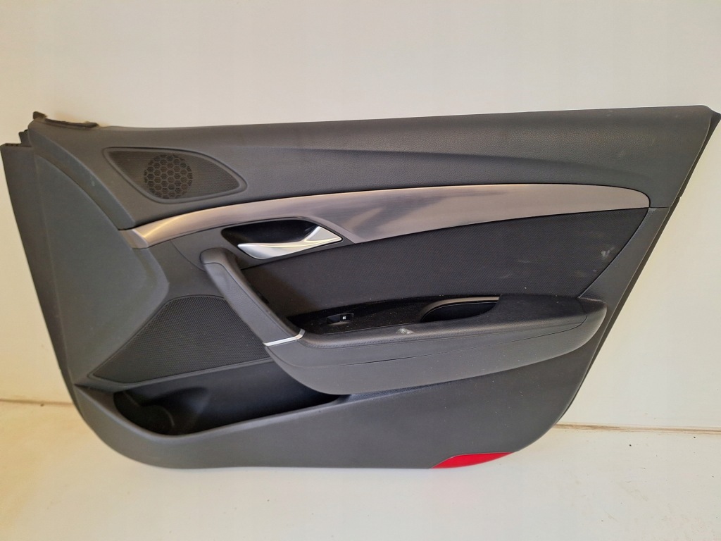 фото №1, Hyundai i40 обшивка дверь правый перед europa