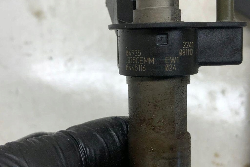 фото №7, Комплект форсунок bmw 3 coupe e92 780012302 3.0l дизель 2009