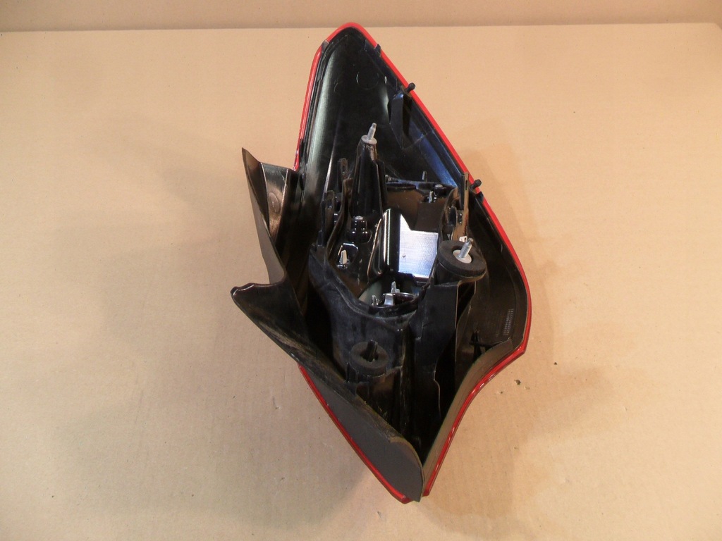 фото №15, Opel corsa e лампа задняя левая 2014- 13428447