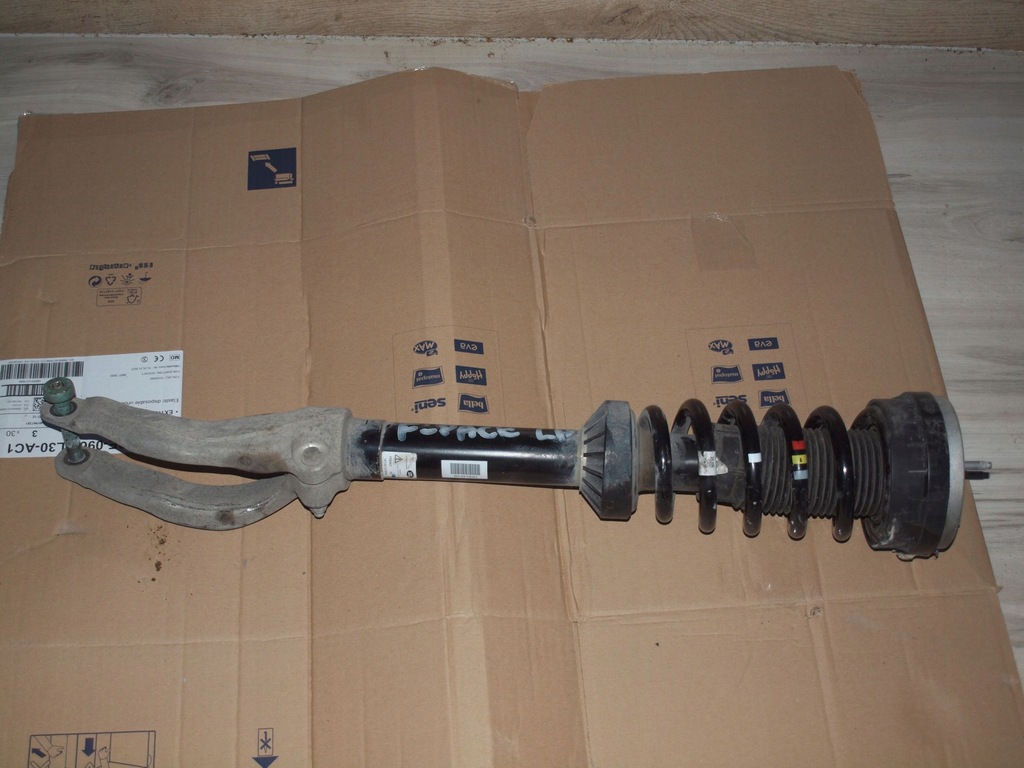 фото №1, Jaguar f-pace амортизатор перед 2.0d левый hk83-18b036-te