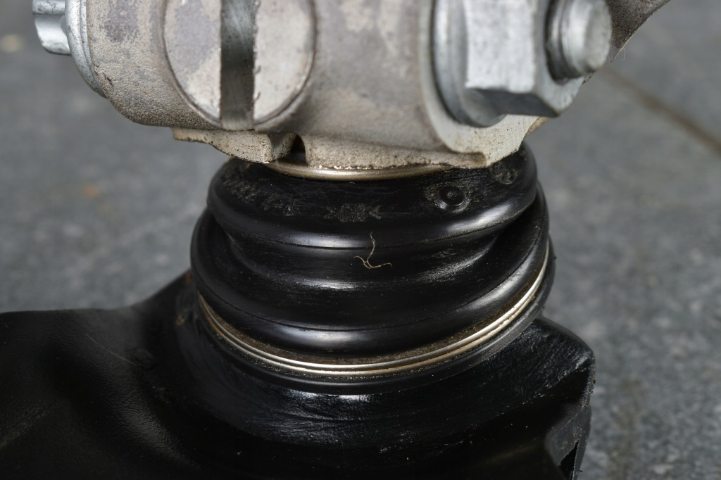 Mini f55 f56 f65 f66 f67 поворотный кулак левая перед левый рычаг 6876643 Киев