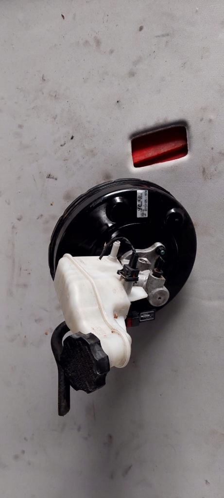 фото №1, Hyundai i30 2012r- серво, насос, датчик esp