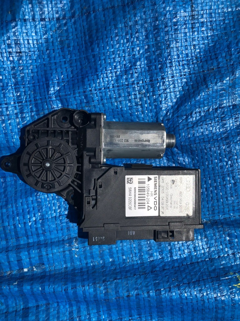 фото №1, Моторчик модуль стекло правый задняя audi a4 b7