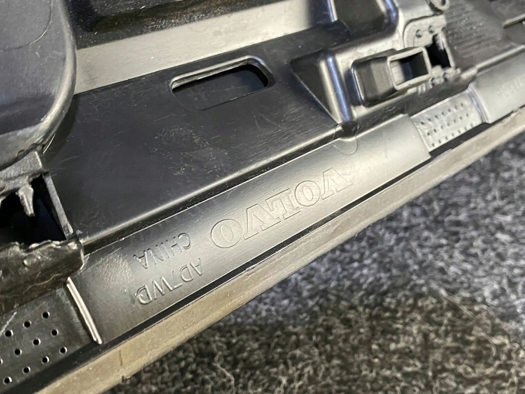 фото №8, Volvo xc60 ii молдинг двері права перед 32208739