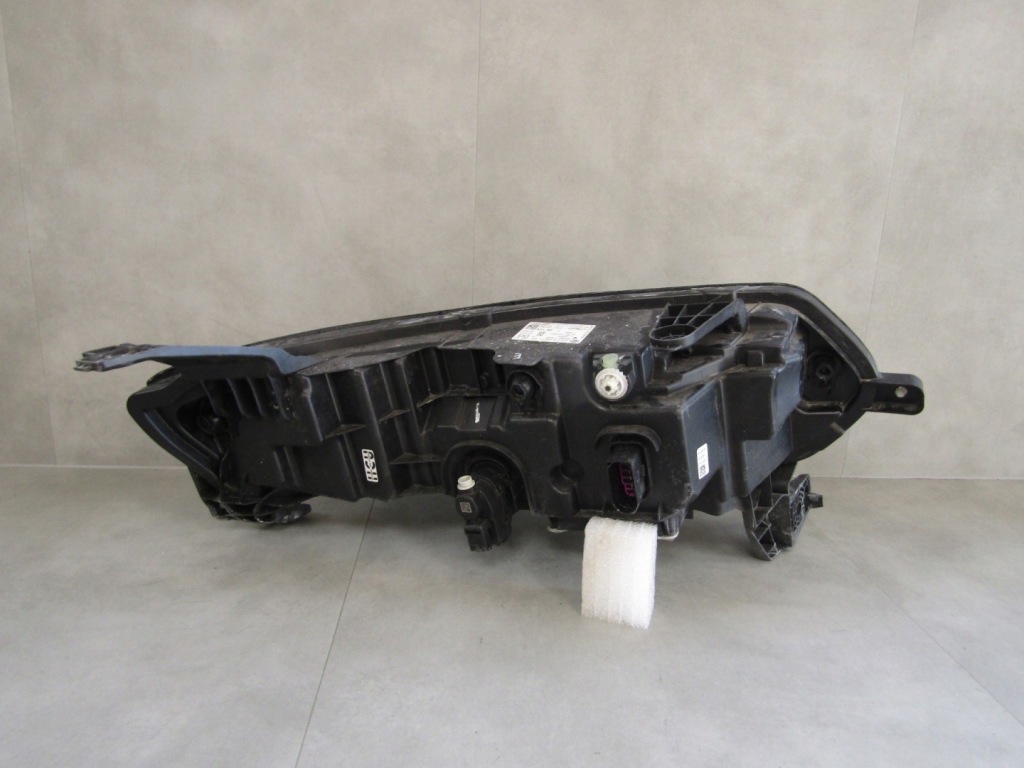 Фара перед renault megane e-tech led lh ліва 22- 2601764r Доставка
