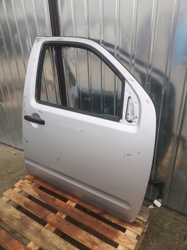 фото №9, Дверь правый перед nissan navara iii d40 05-10