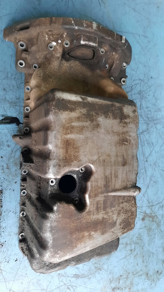 фото №1, Поддон масляная r6110140202 mercedes vito w638 2.2s