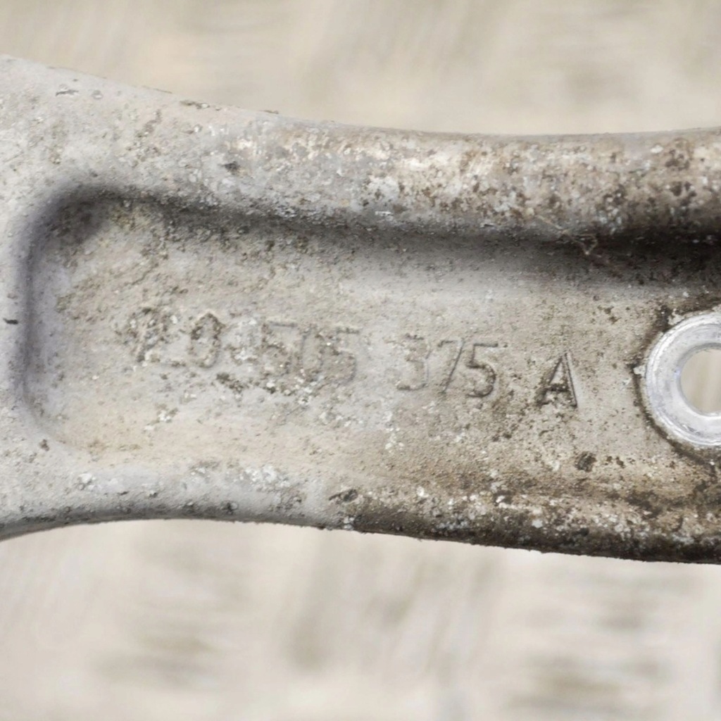 фото №6, Audi q7 4l 2007 права сторона верхній важіль задній