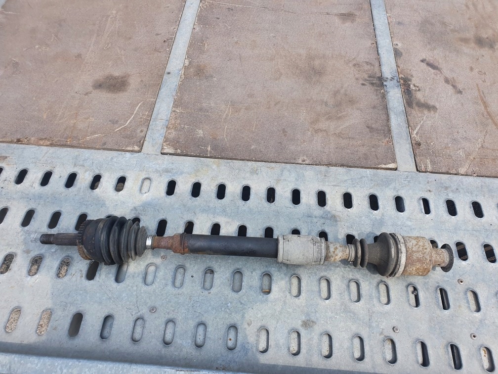 фото №16, Балка pod двигатель volvo v40 01 kombi 1.8 2.0 идеальное состояние!