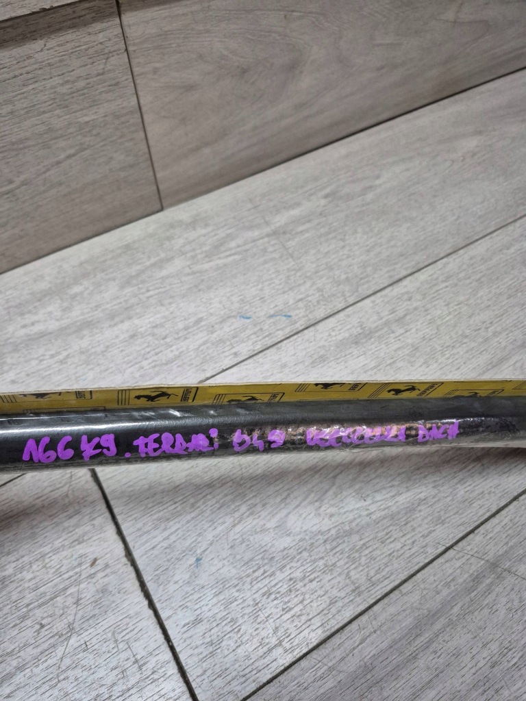 16679. ferrari 348 прокладка крыша 63506300 в Украине