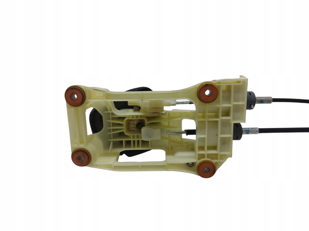 фото №8, 2011 hyundai i30 домкрат переключения передач / верхний 437002r140