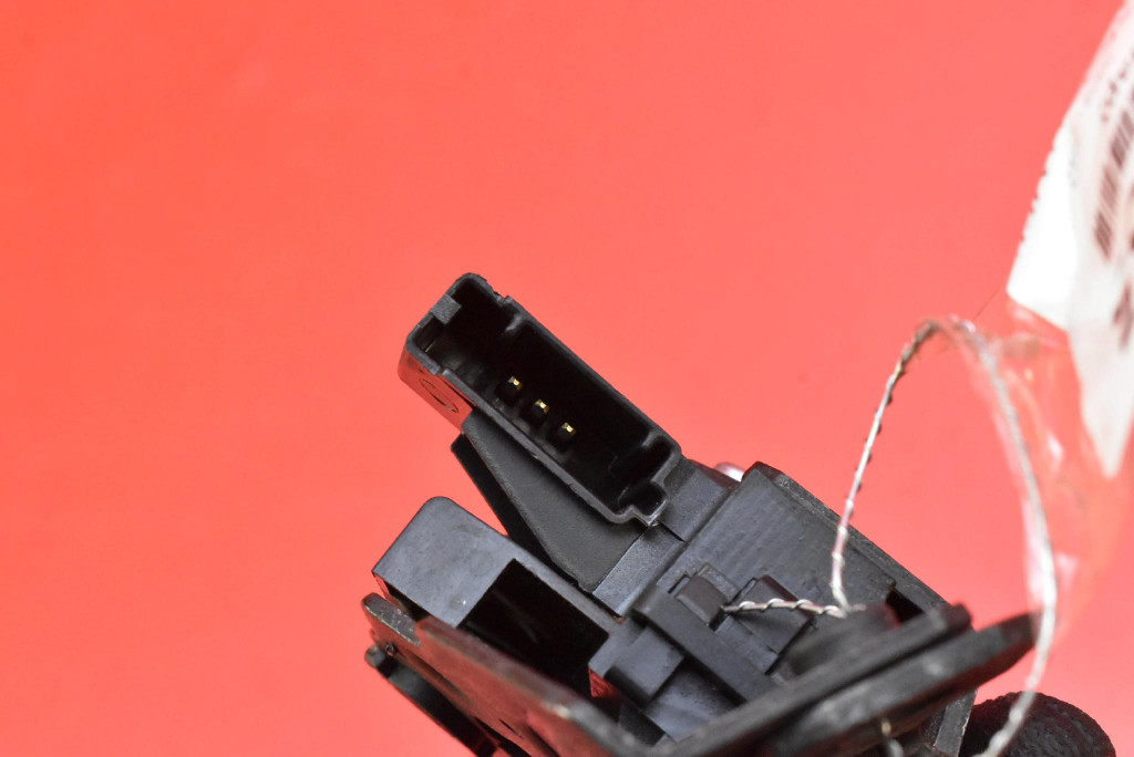 Замок кришки задній багажника 13581023 opel astra 4 iv j 5d hb 09-14 Зі Шроту