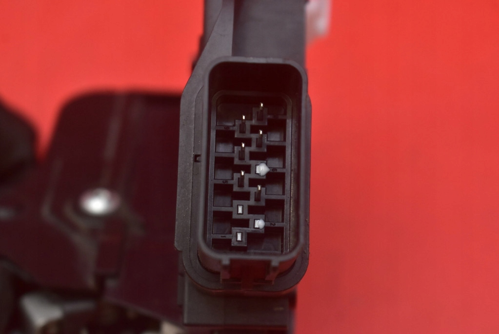 фото №7, Замок двері правий задня задній 30799316 volvo xc60 1 i 08-13