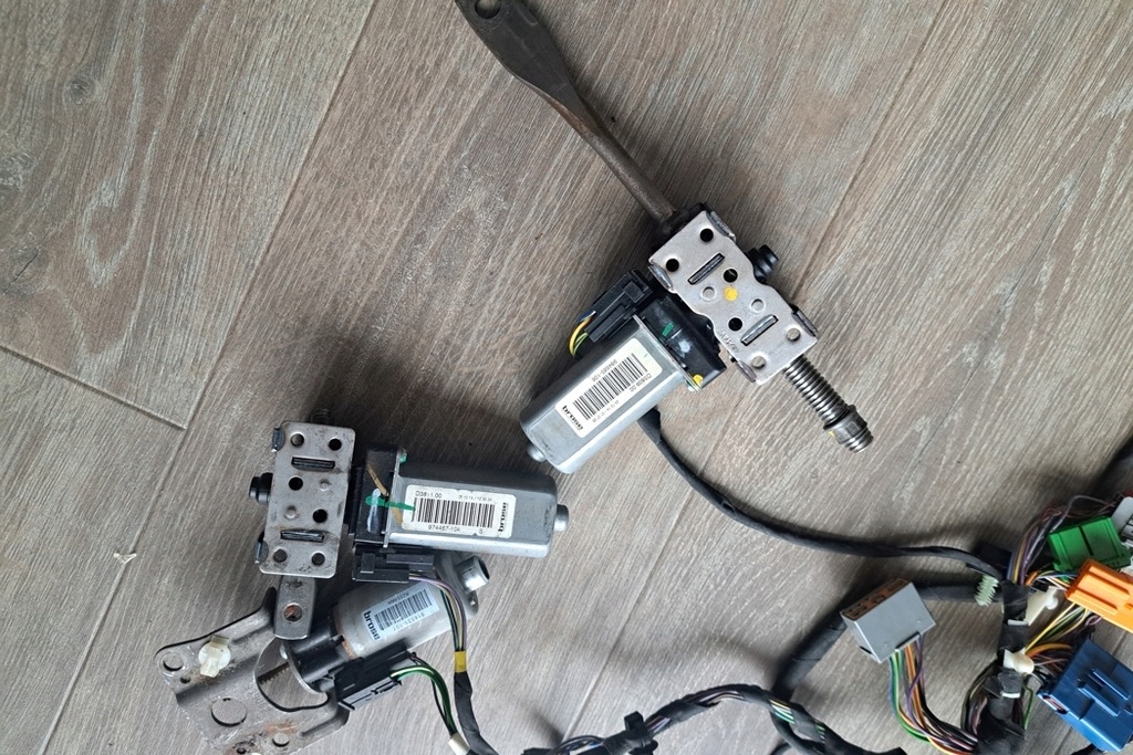 фото №8, Інше частини do сидіння jaguar xj x351 974467104 3.0l бензиновий 175kw