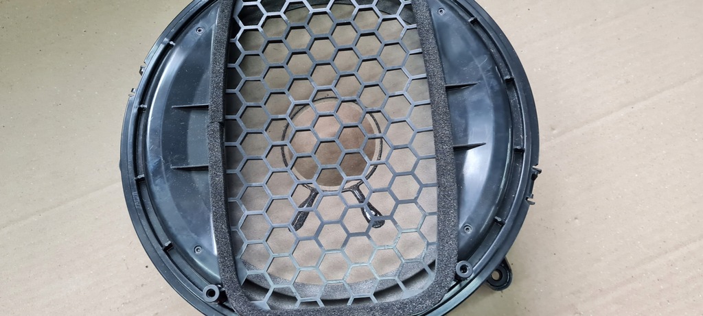 фото №5, S3 8v sedan a3 динамик басовый низкочастотный задняя сабвуфер 8v0035412