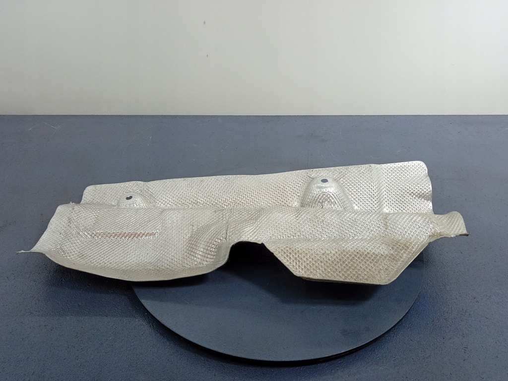 фото №4, Audi q7 ii q8 4m защита тепловая 4m0825662j