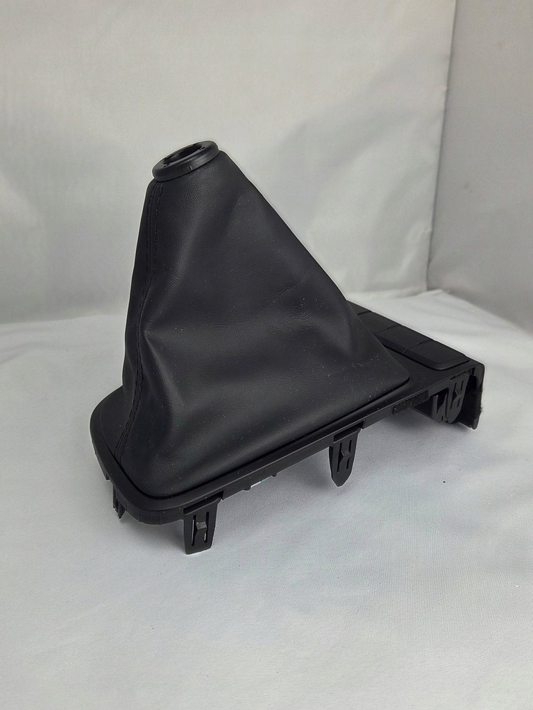 фото №8, Hyundai i20 iii ручка перемикання передач чохол bdb