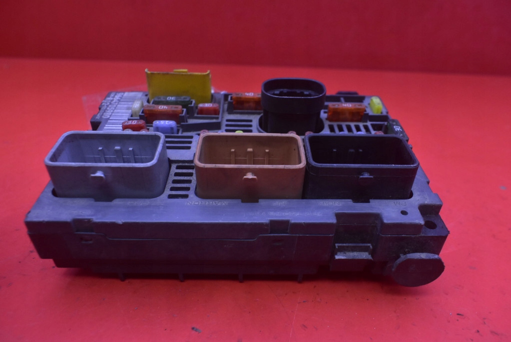 фото №5, Коробка предохранителей 9664705980 bsm citroen c5 ii 2.0 140 km 08-17