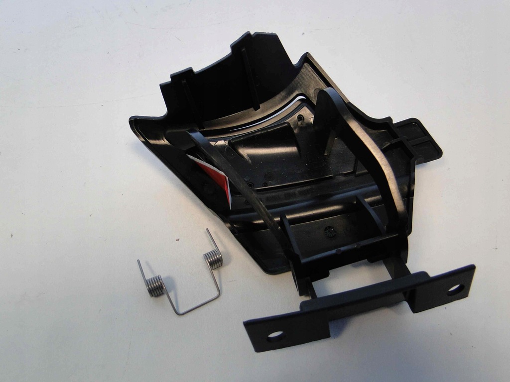 фото №4, Mercedes r w251 251 заглушка распылителя левая