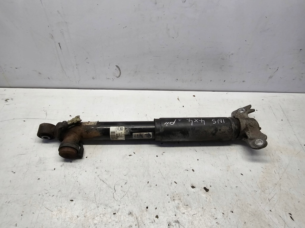 Купити Opel insignia a амортизатор правий задній ids+ flexride cdc 13319754 4x4