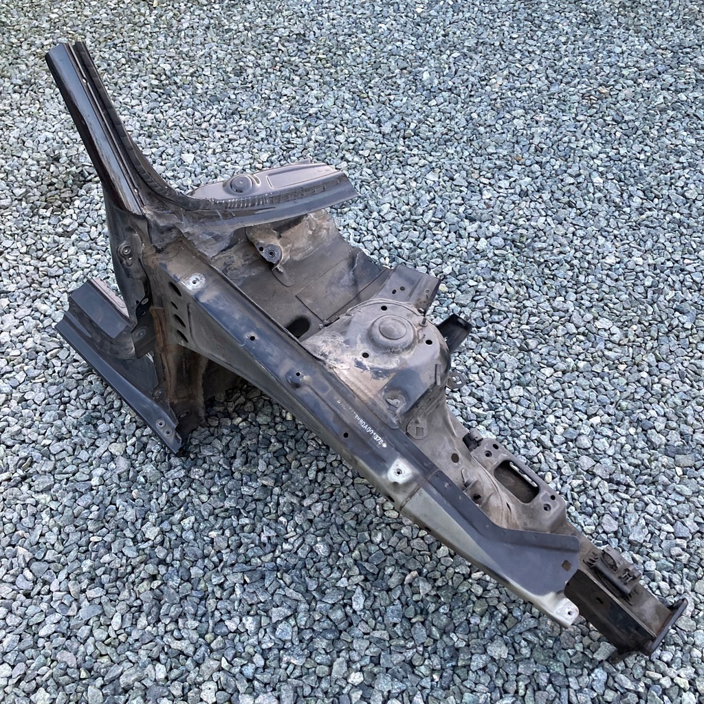 фото №6, Audi a3 8v 2012 - hb / sb четверть подкрылок лонжерон правая перед lz9y