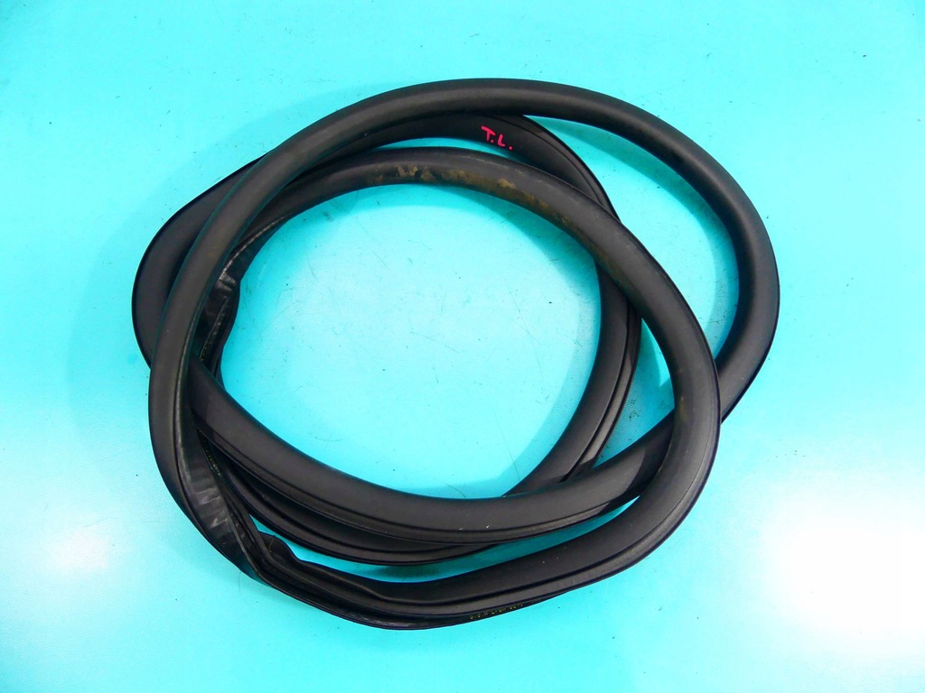 фото №1, Прокладка дверь задняя левая jeep renegade 14-