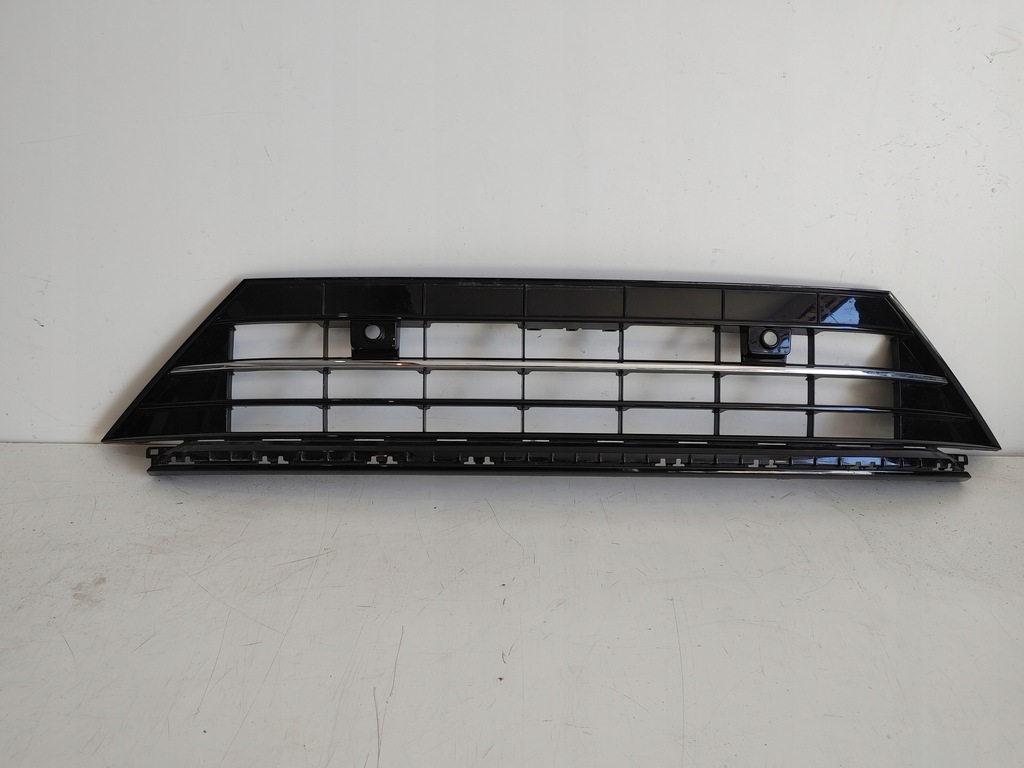 фото №1, Решітка бампера середня vw tiguan ii 5na r line