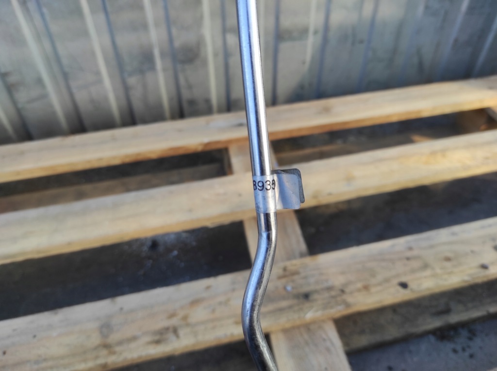 Шланг водяной турбонагнетателя opel adam 55489350 Киев