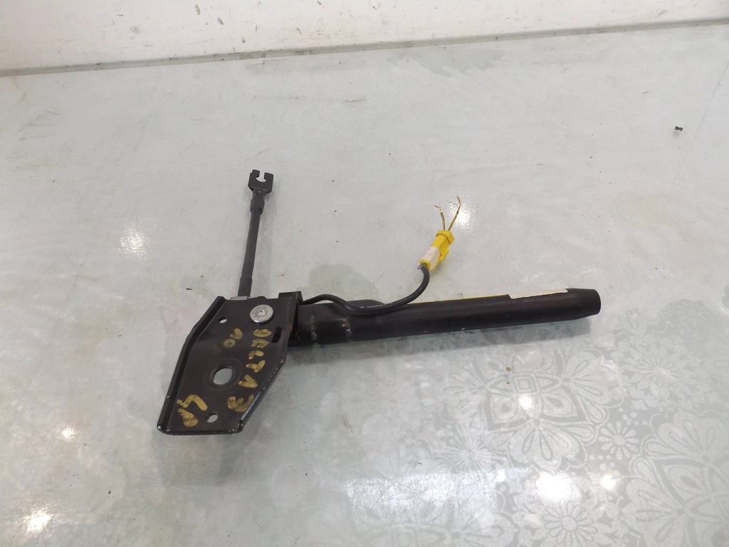 фото №1, Delta iii натягувач поперечина правий перед