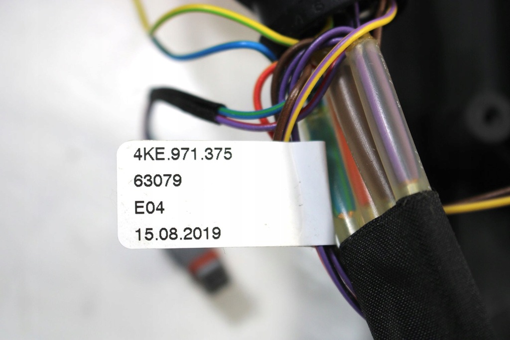 фото №10, Audi e-tron крышка разъём разъём зарядки 4ke810001 4ke810393 4ke810774