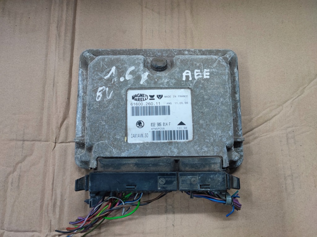 Купить Octavia i рестайлинг  бортовой компьютер двигателя 1.6 aee wylogowany